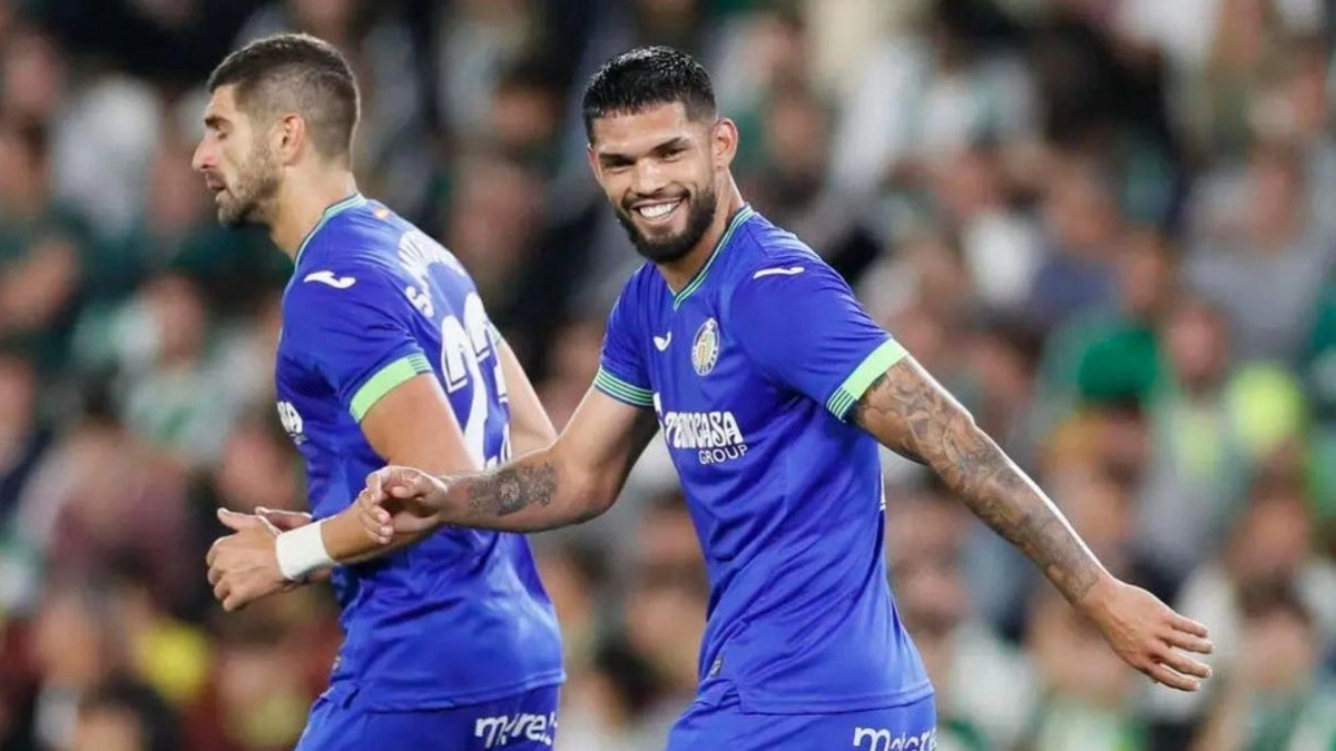 Sunderland will pay 12 million for Omar Alderete | Mundodeportivo