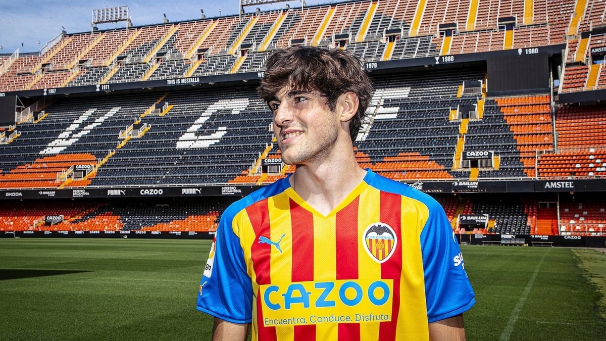 Javi Guerra, objetivo del Real Madrid / Valenciacf.com