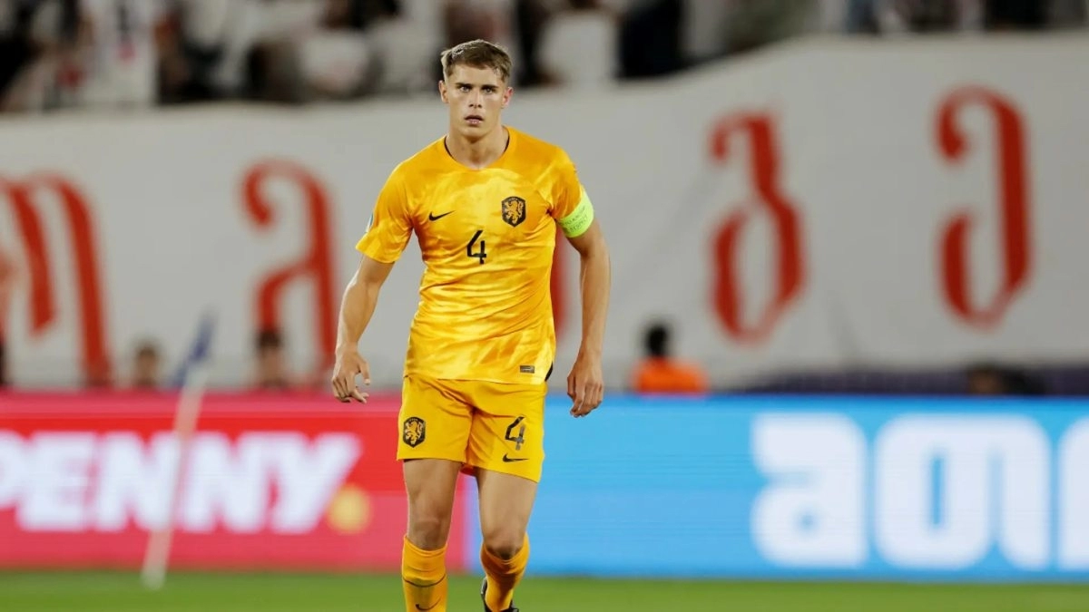 Micky van de Ven, internacional con Holanda