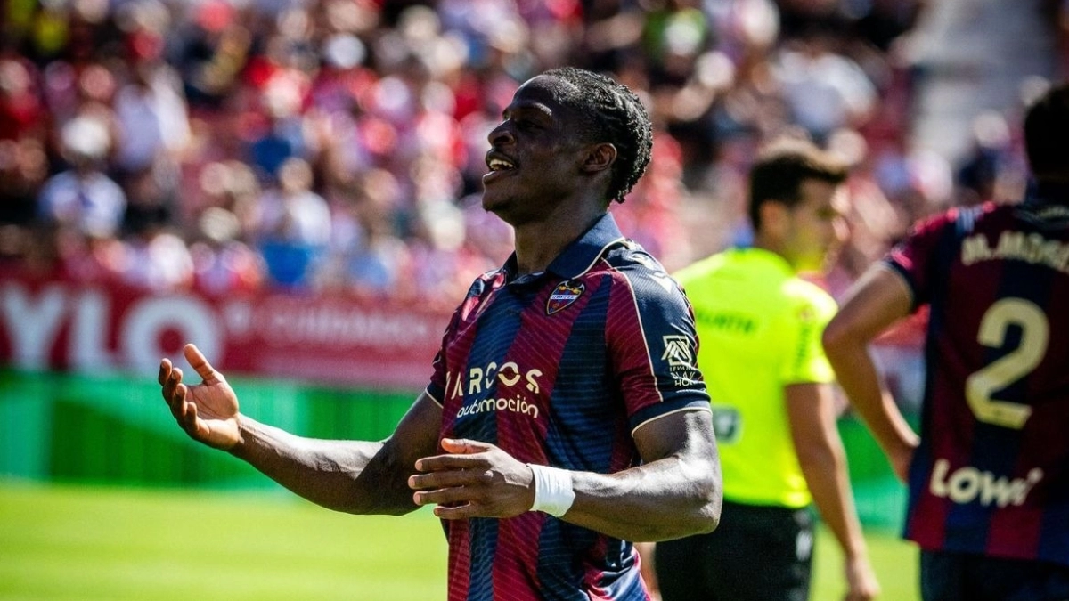 Levante has offers for Etta Eyong / Superdeporte