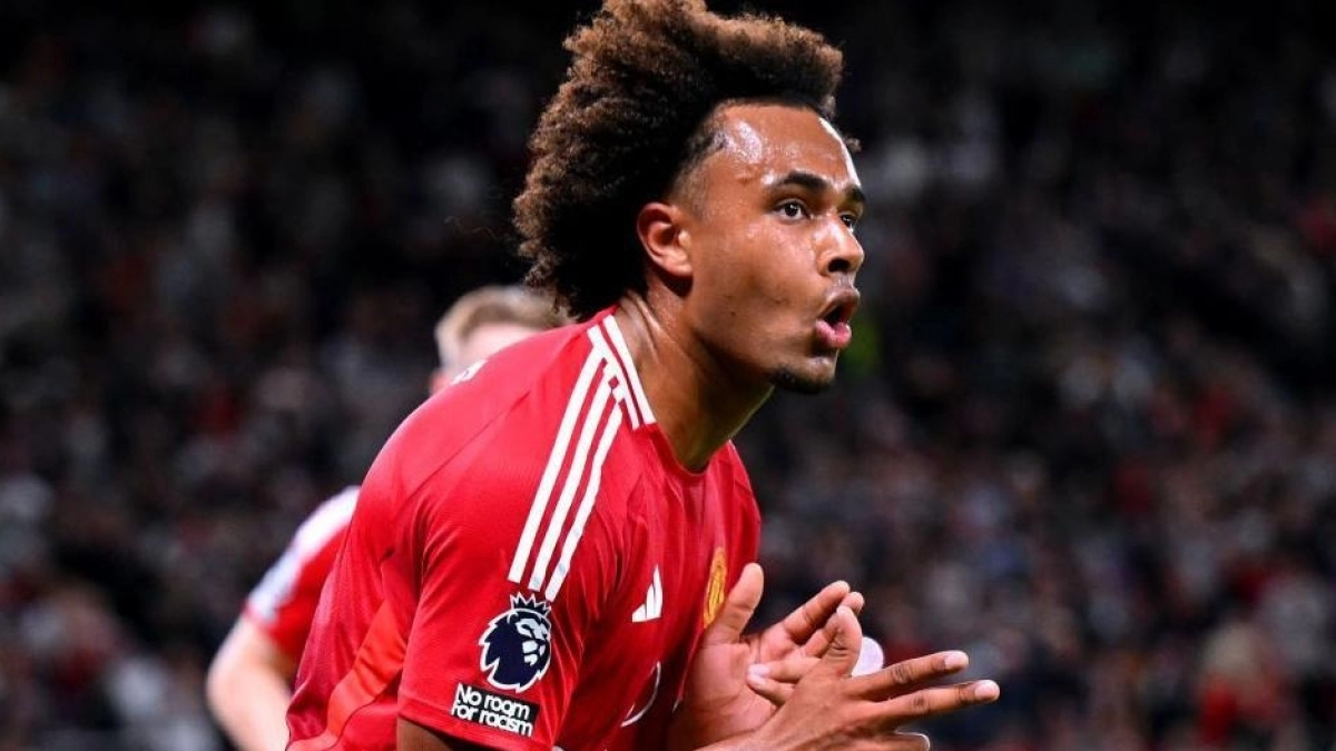 Zirkzee quiere quedarse en la Premier / BBC