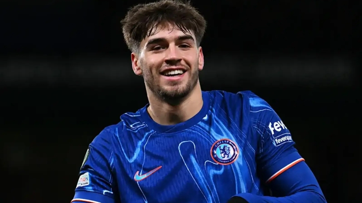 Marc Guiu piensa en salir del Chelsea: Un equipo español lo quiere en enero