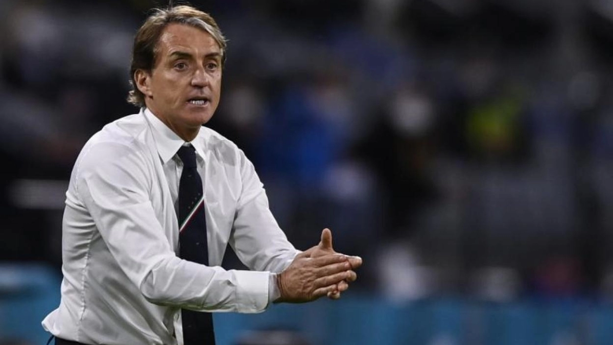 Nottingham Forest negotiates with Roberto Mancini / El Correo