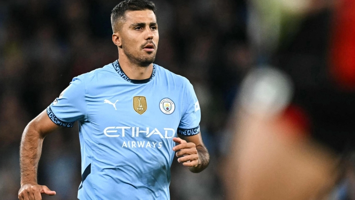 Guardiola busca al heredero de Rodri: 2 candidatos sobre la mesa
