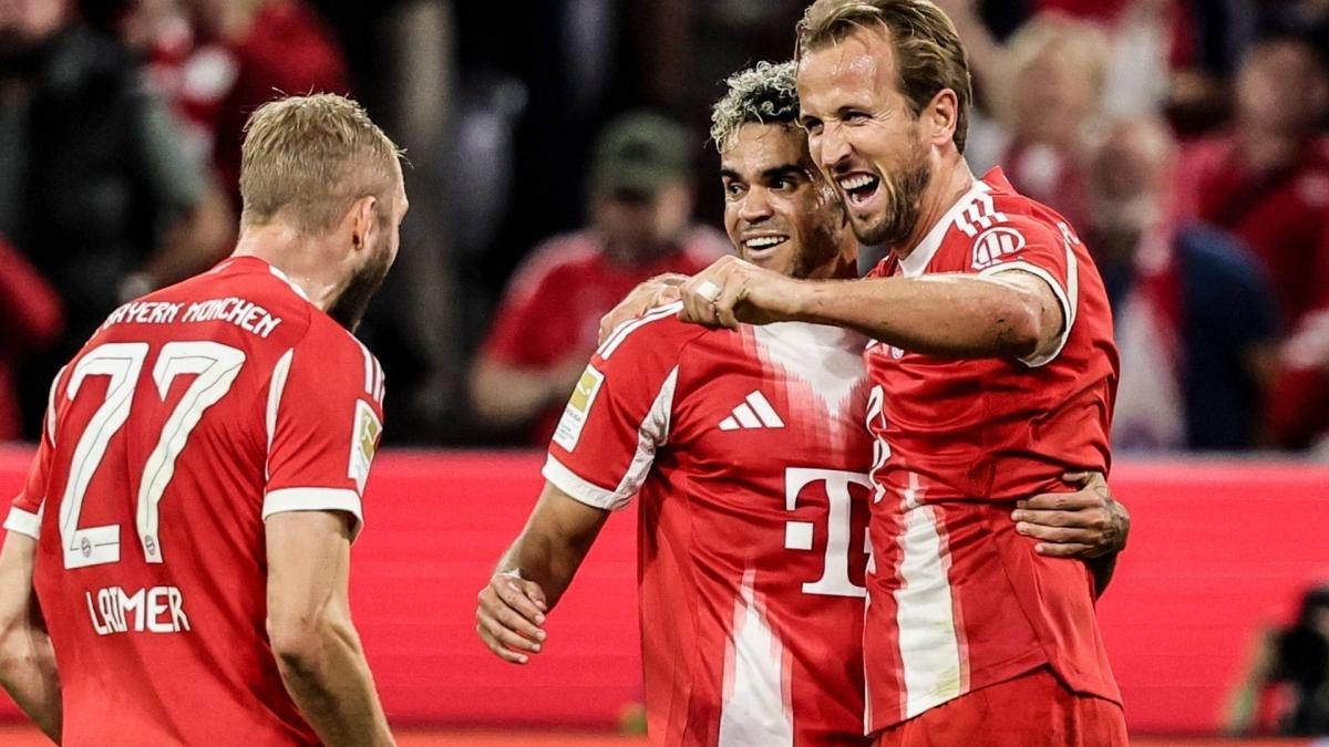 Los futbolistas del Bayern de Múnich celebran un gol