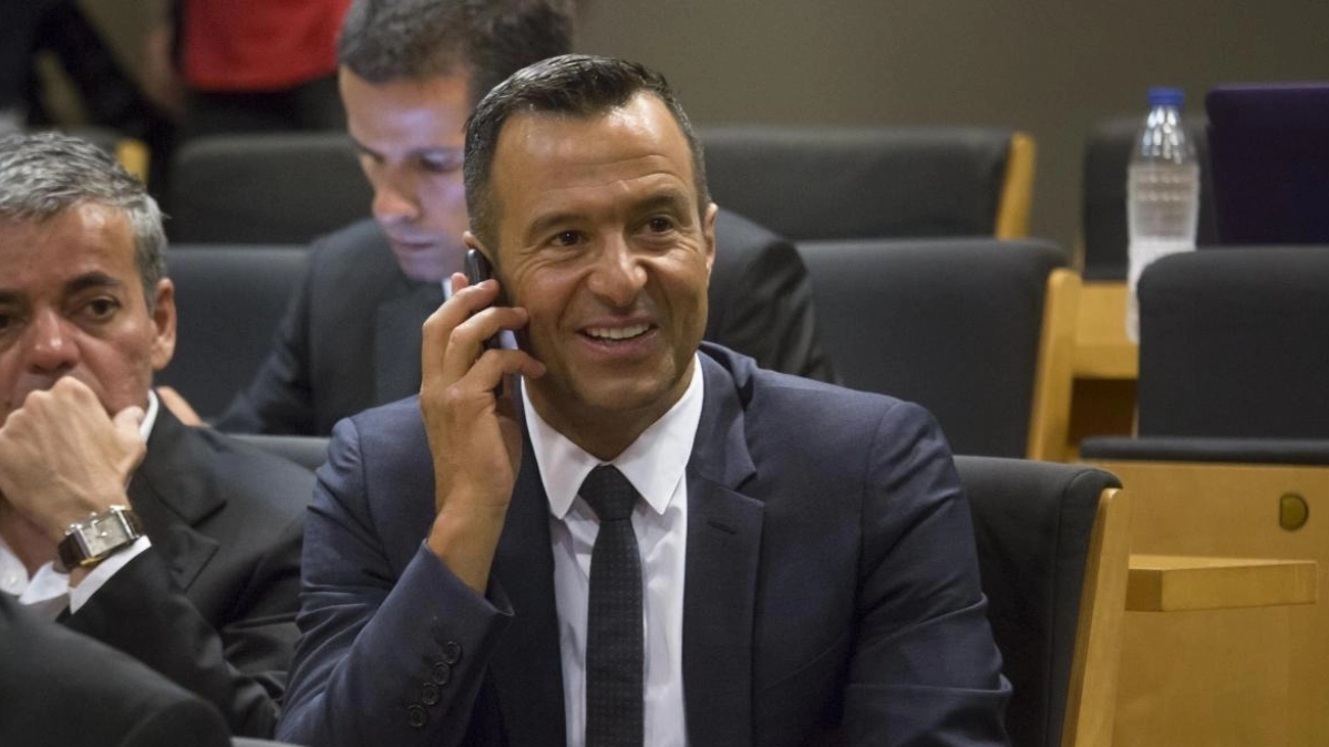 El Real Madrid tiene dos interesados en Andriy Lunin / La Vanguardia