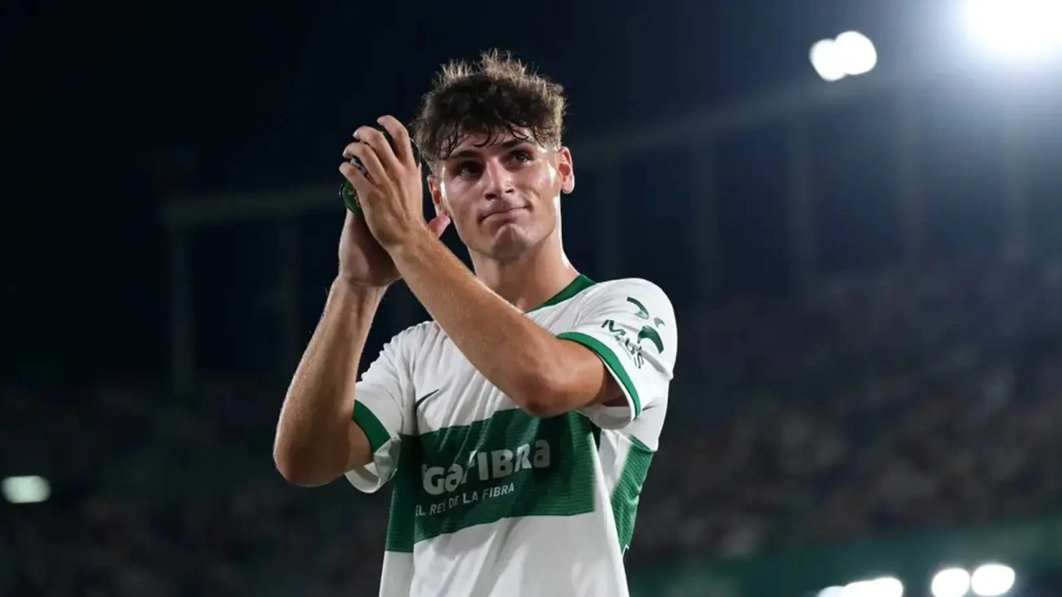 El Arsenal se lanza a la batalla por Rodrigo Mendoza, joya del Elche