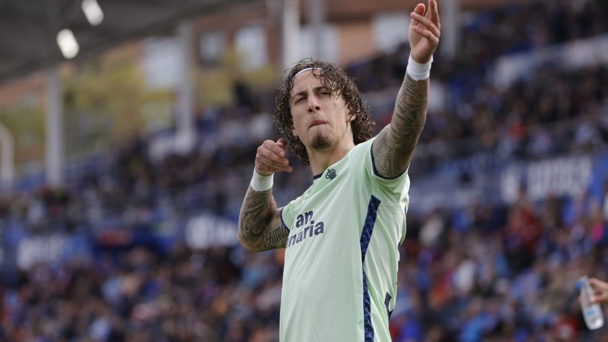 Fábio Silva celebrates a goal scored during his time at Las Palmas.