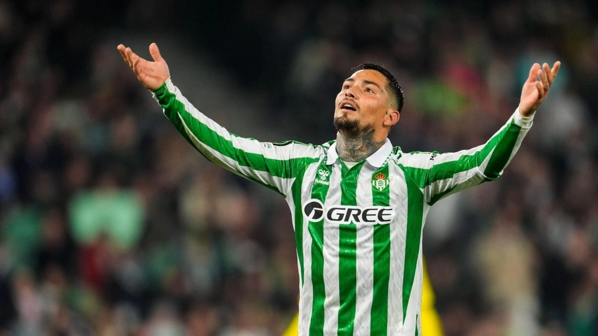 Chimy Ávila, atacante del Real Betis