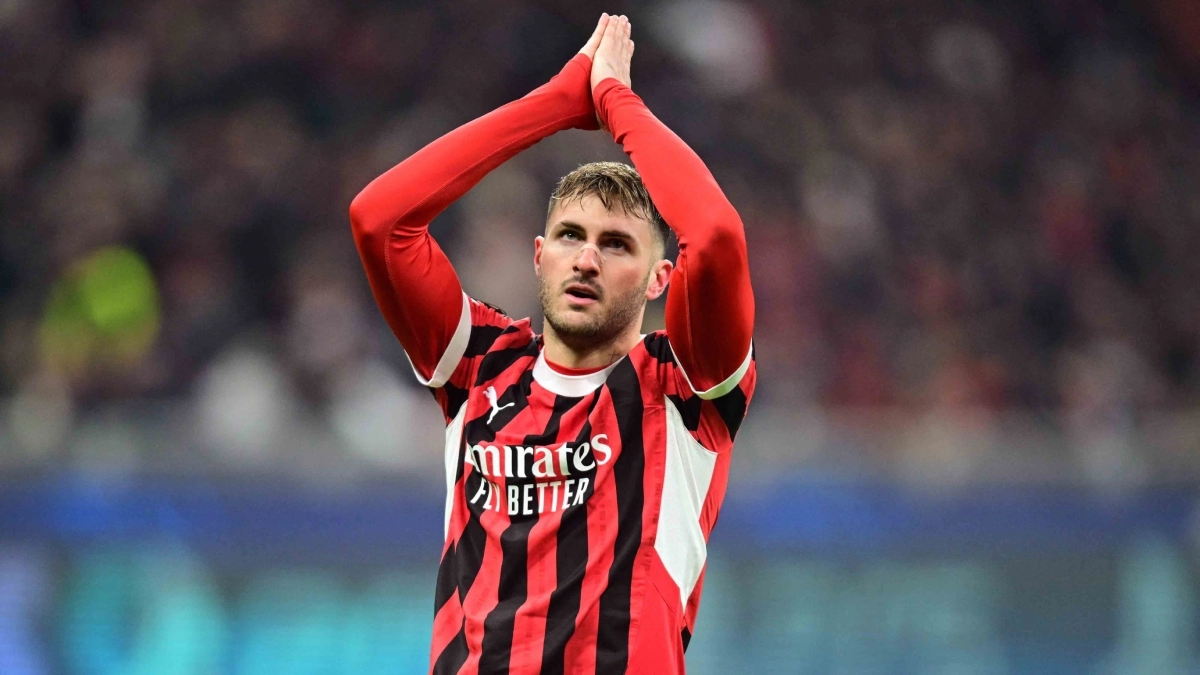 Santiago Giménez, delantero mexicano del Milan