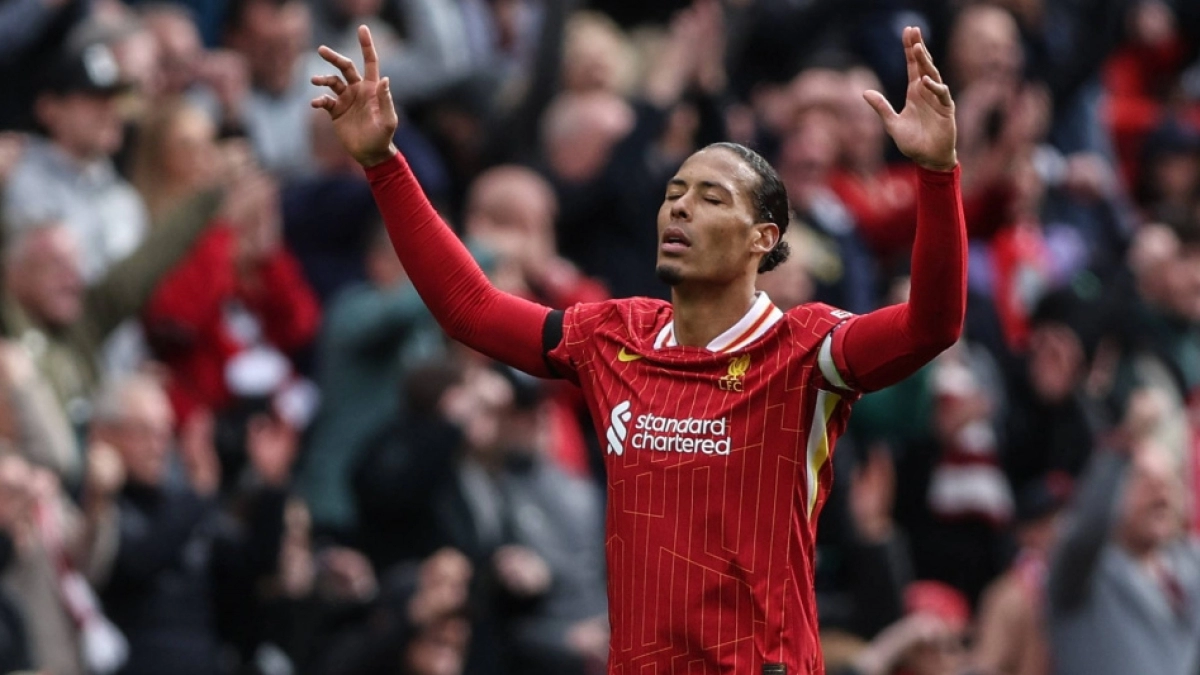 El Liverpool prepara 95 millones por el sustituto de Van Dijk