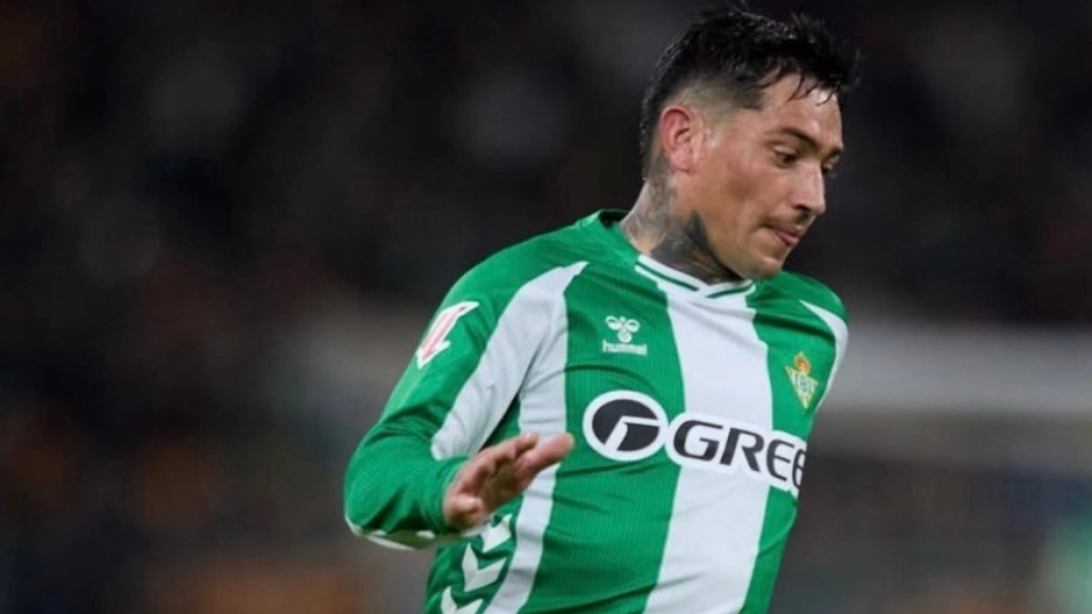 Chimy Ávila espera un movimiento de Boca / Info Real Betis
