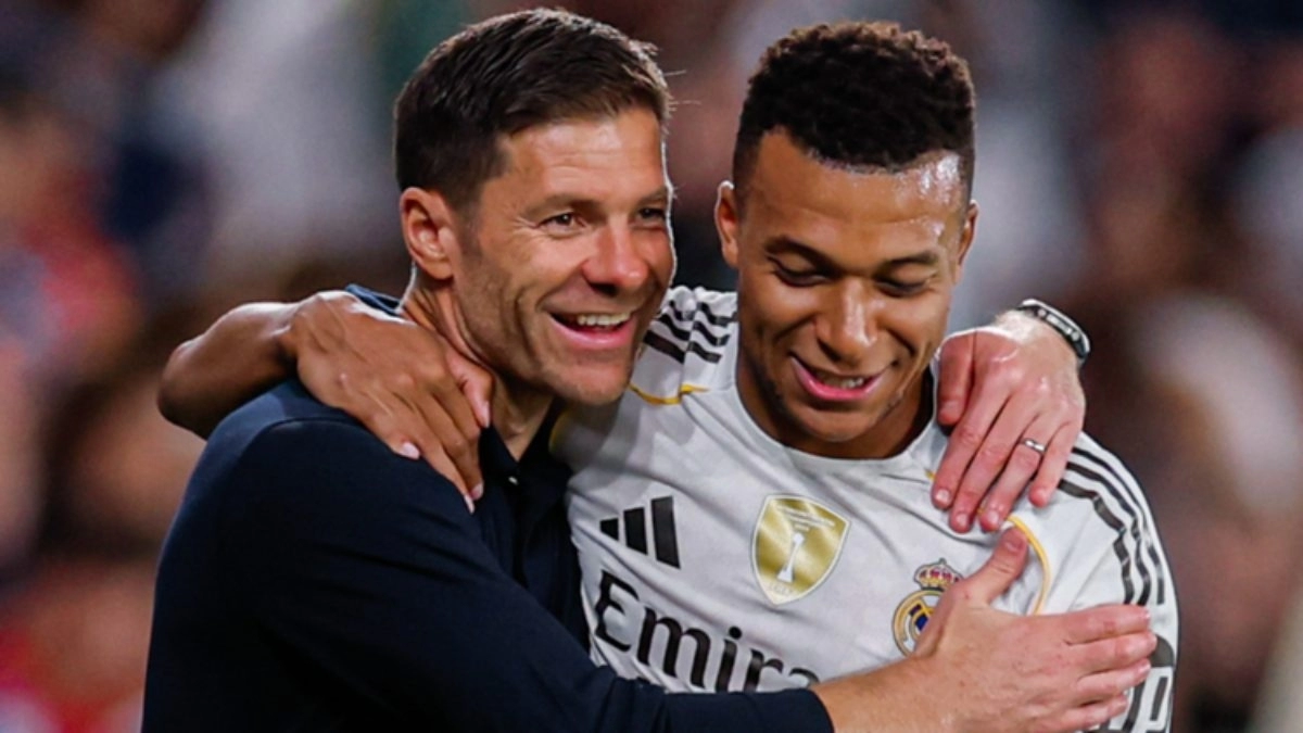 Kylian Mbappé and Xabi Alonso