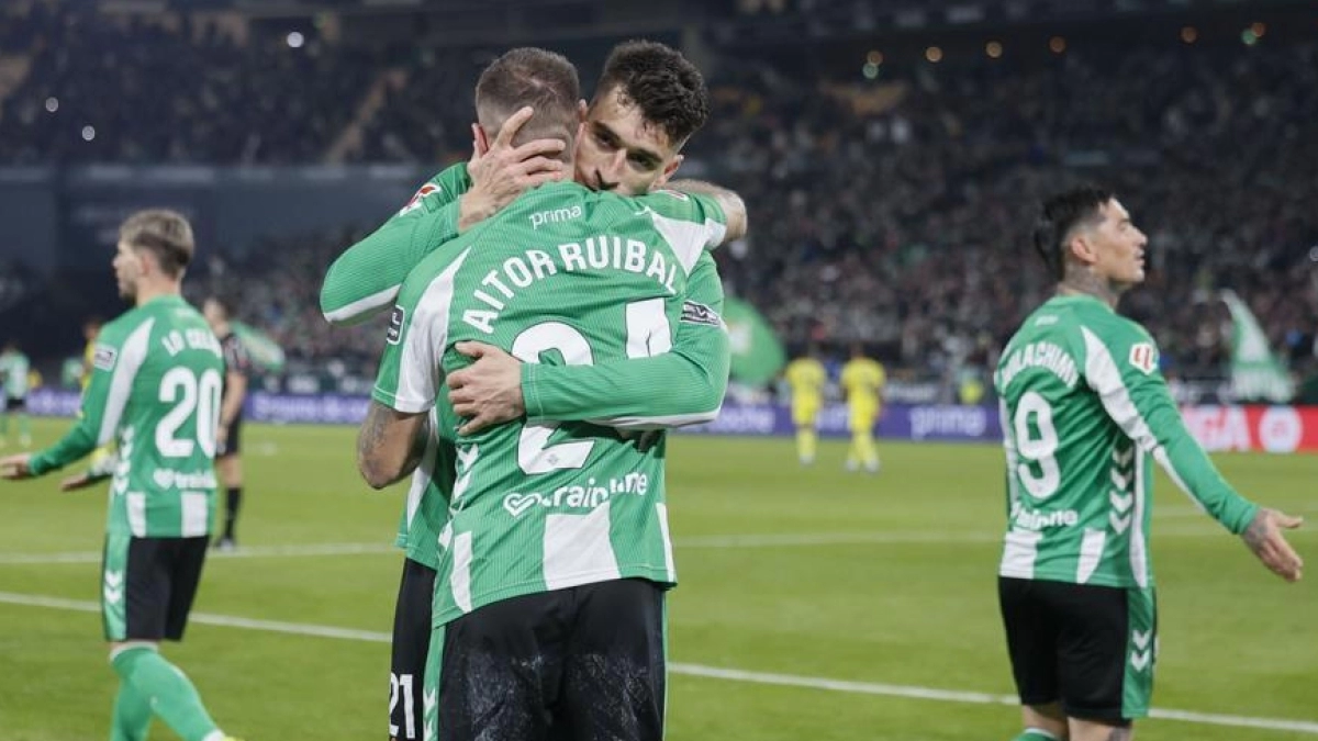 The suitors for a Real Betis player are growing | La Nueva España