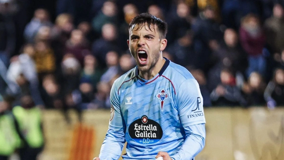 <p>Fran Beltrán celebrates a goal scored with Celta de Vigo</p>