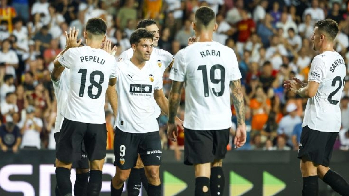 Valencia CF secures a key signing at zero cost for its project | LaLiga