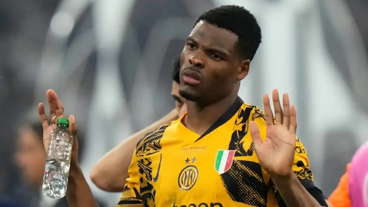 El Atlético de Madrid va por el fichaje de Denzel Dumfries