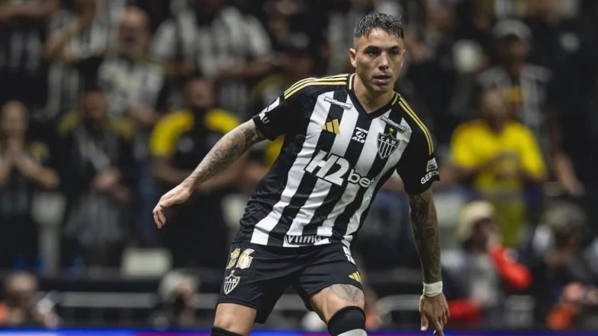 Valencia signs Renzo Saravia / Futbolfantasy