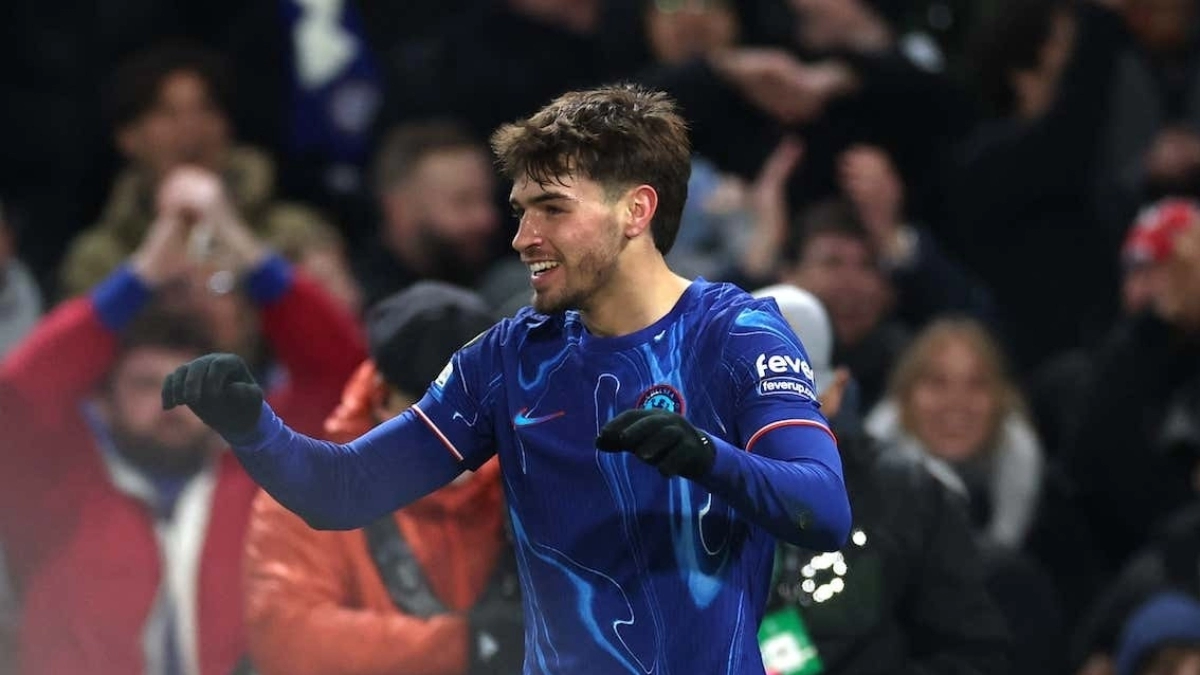 El futuro de Marc Guiu está de vuelta a España / Relevo