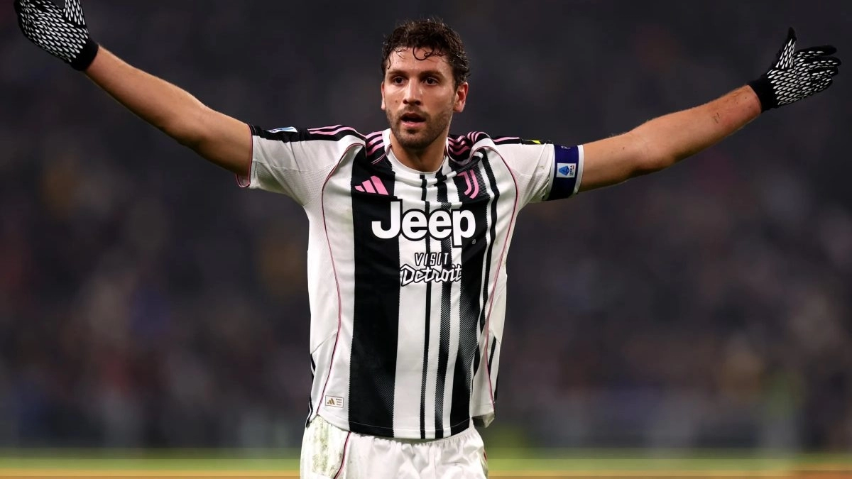 Manuel Locatelli during a match with Juventus