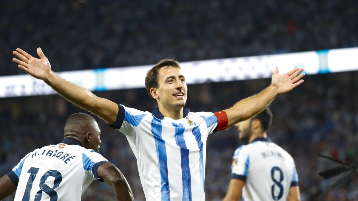 Mikel Oyarzabal celebrates a goal for Real Sociedad.