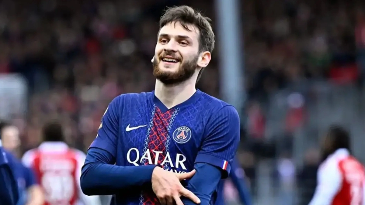 Arsenal wants to break the market: They are going after Khvicha Kvaratskhelia.