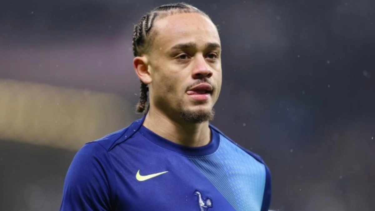 Xavi Simons quiere volver al Barcelona