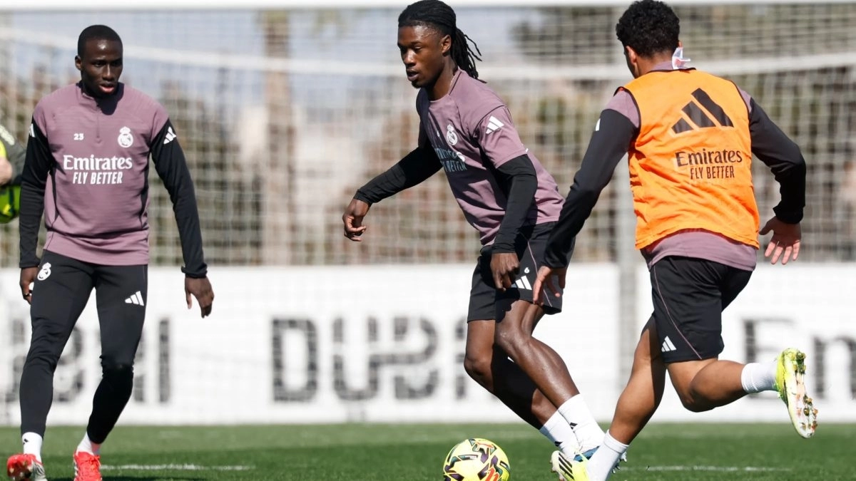 Eduardo Camavinga durante un entrenamiento con el Real Madrid