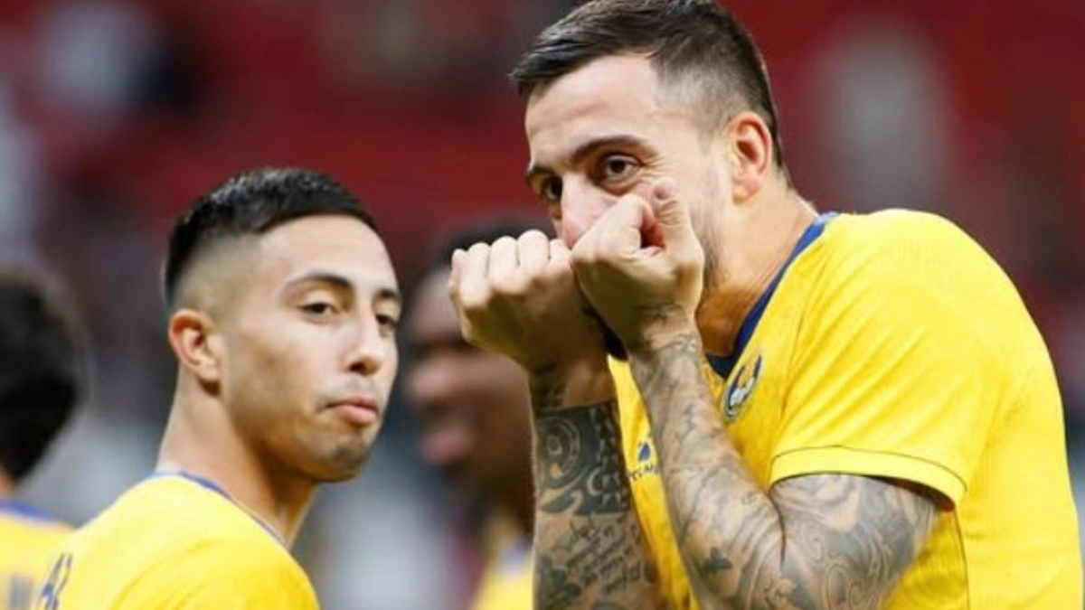 Joselu negocia con el Sevilla / Marca