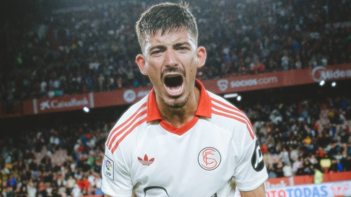 Kike Salas levanta el interés de varios grandes clubes ingleses / EstadioDeportivo