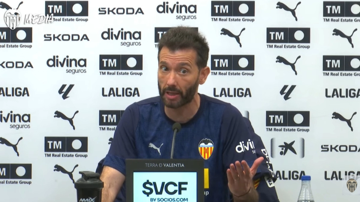 Valencia misses the train with Mario Dominguez / Marca