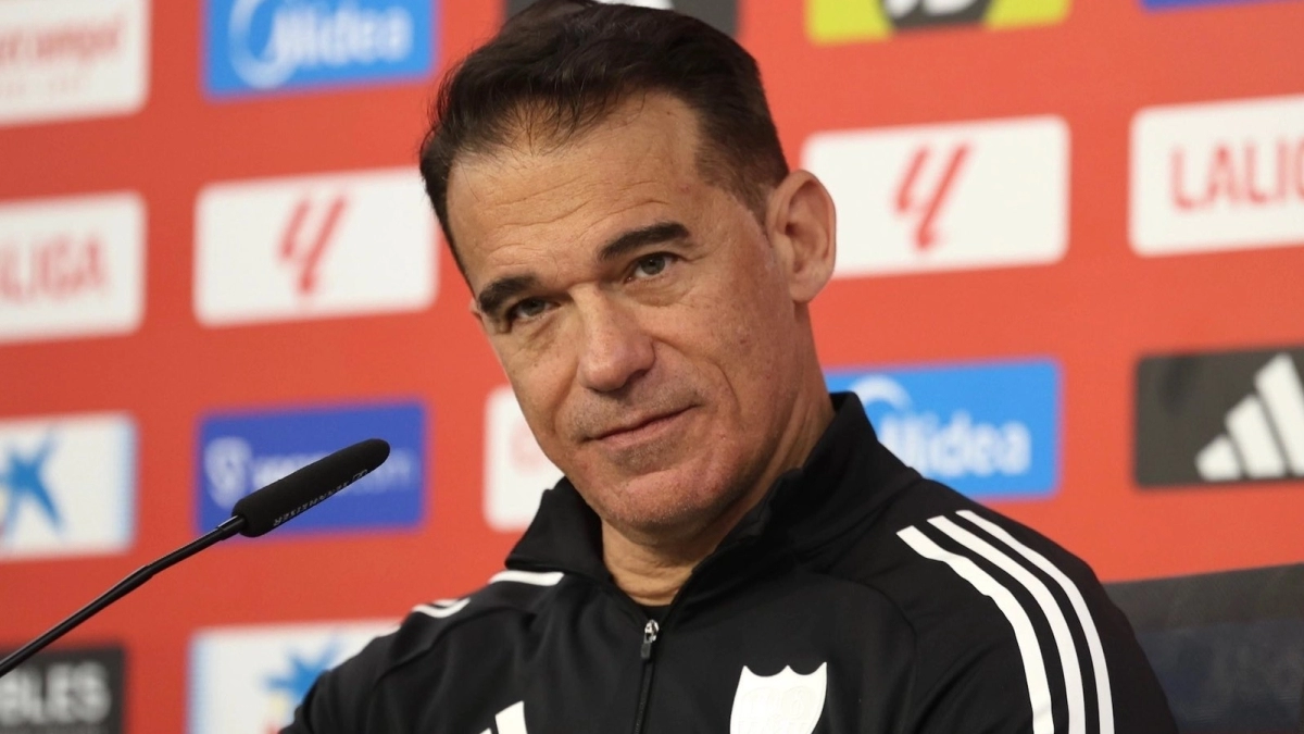 El Sevilla piensa en despedir ya mismo a Luis García