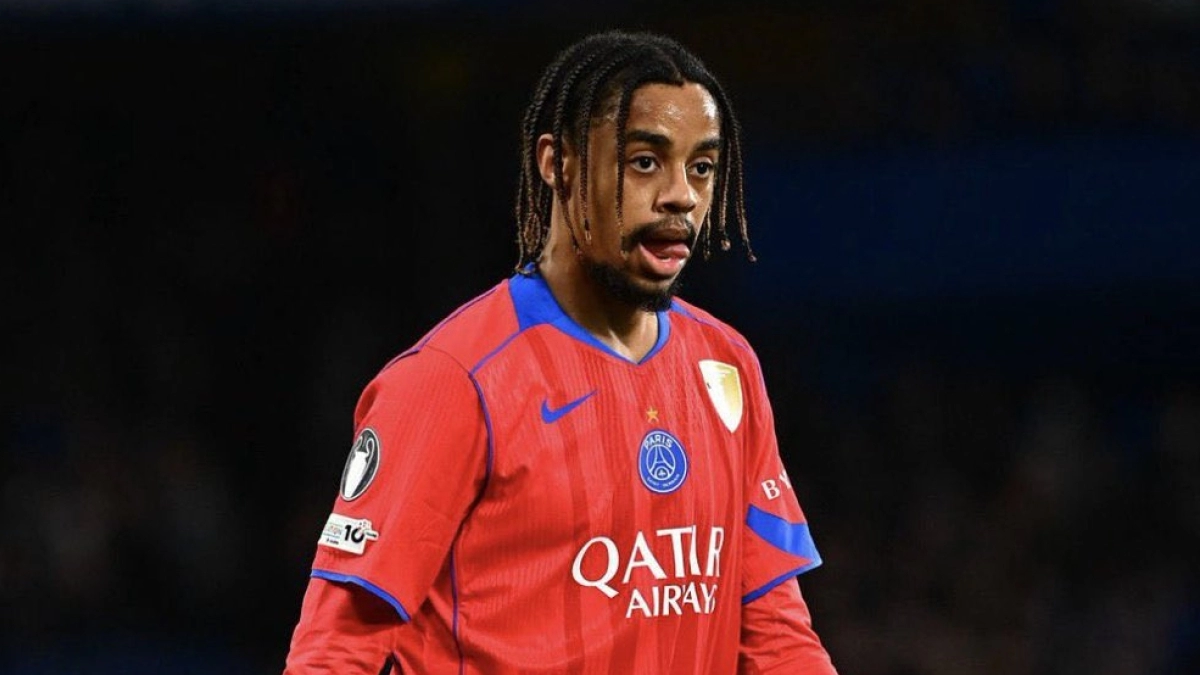 El Liverpool insiste en Bradley Barcola