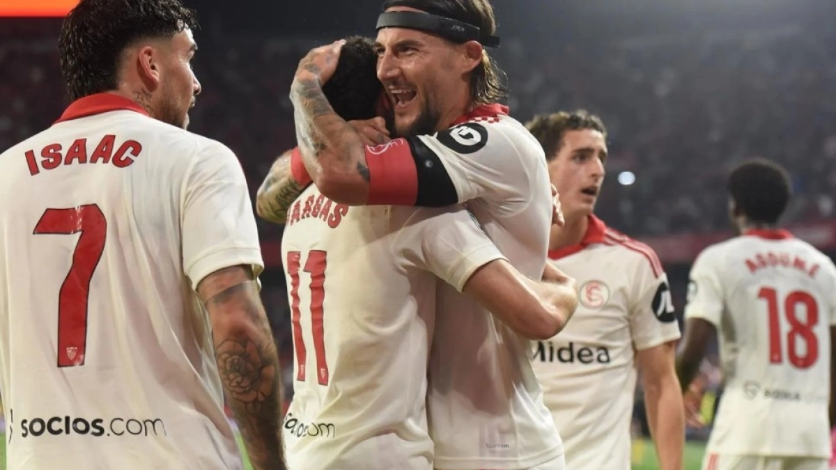 El Sevilla obtendrá 50M por tres ventas