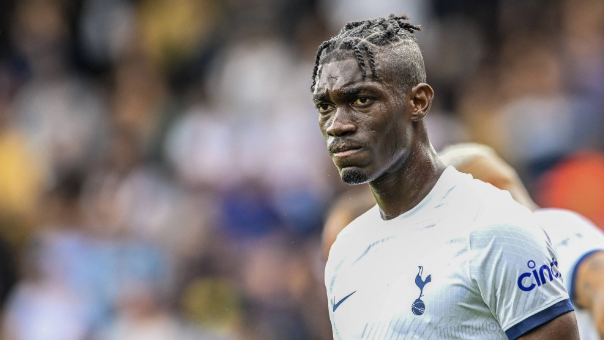 El Valencia CF quiere cerrar a Yves Bissouma como fichaje gratis | transfermarkt