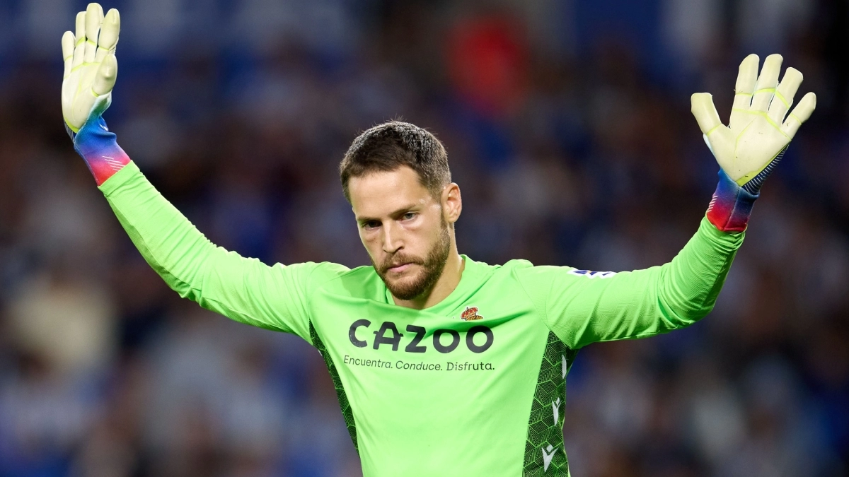 La Real ya no ve con malos ojos la salida de Remiro / DAZN