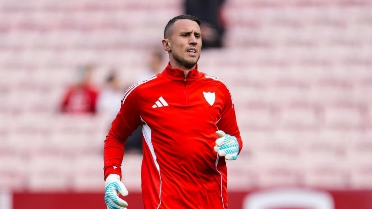 Sevilla will not be able to sign Vlachodimos.