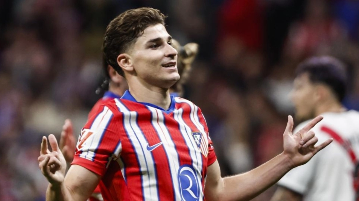 Julián sueña con jugar en el Barcelona / Marca