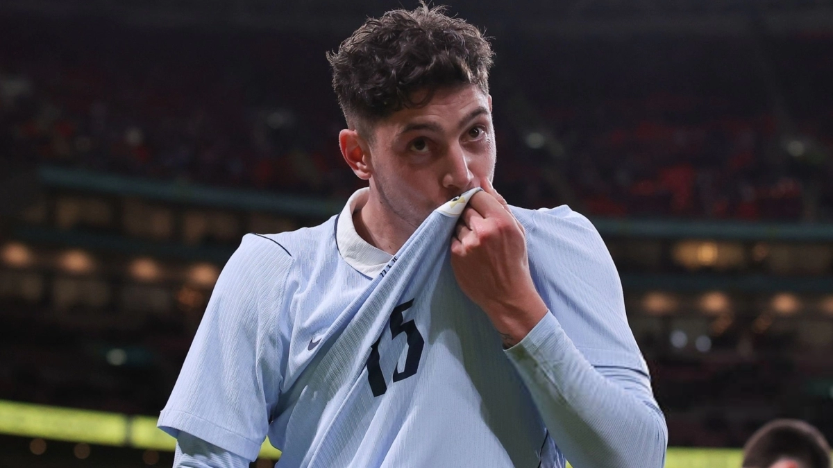 ¡13 mediocampistas, en la mira del Manchester United!