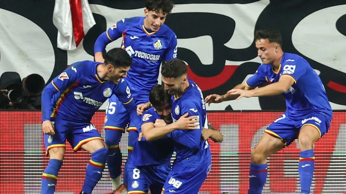Los jugadores del Getafe celebran un gol