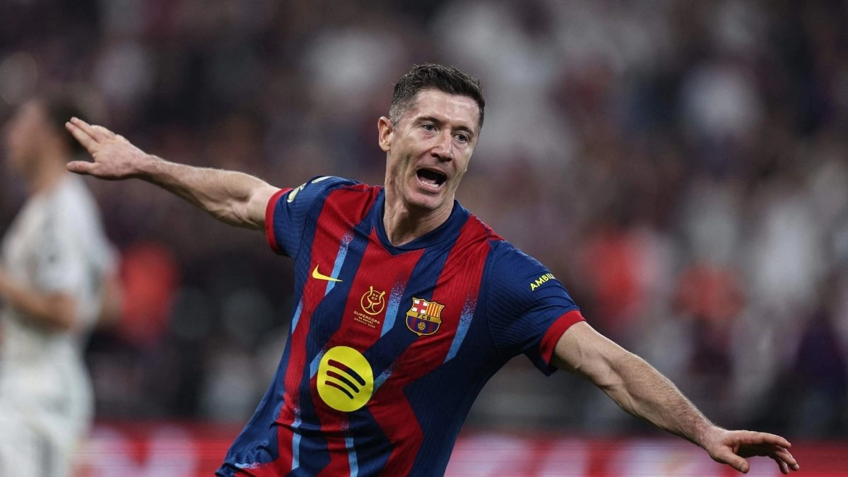 Robert Lewandowski celebra un gol anotado con el Barcelona