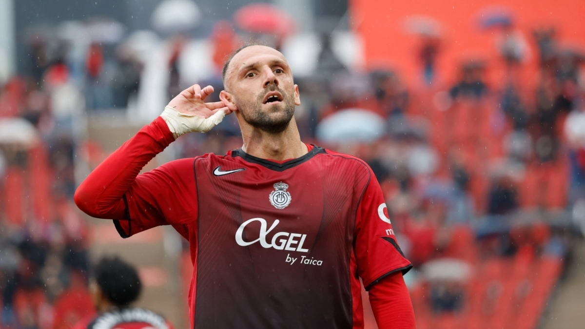 El Barcelona atento al descenso del Mallorca para llevarse a Muriqi