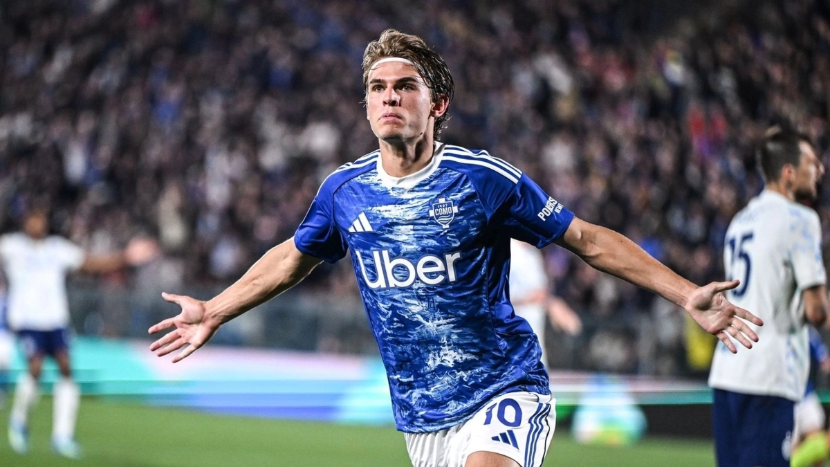 Nico Paz seguirá en el Como 1907 otra temporada / Eldesmarque