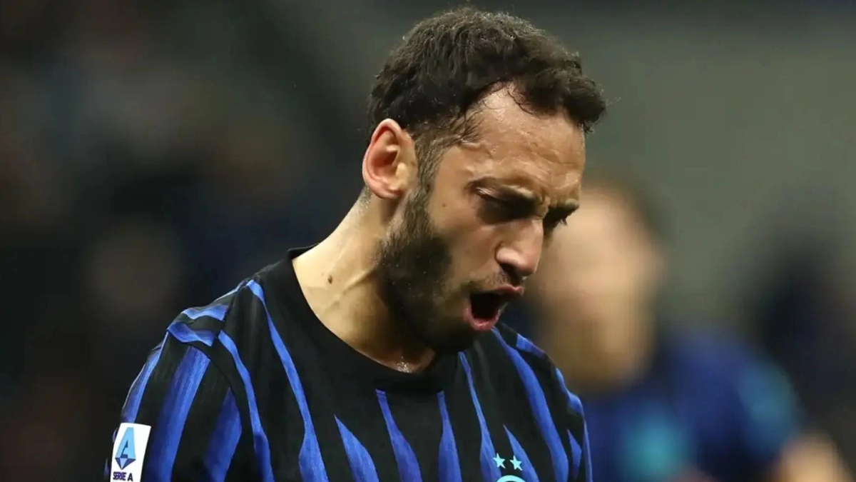 Calhanoglu podría fichar por el Fenerbahçe / Tribuna.com
