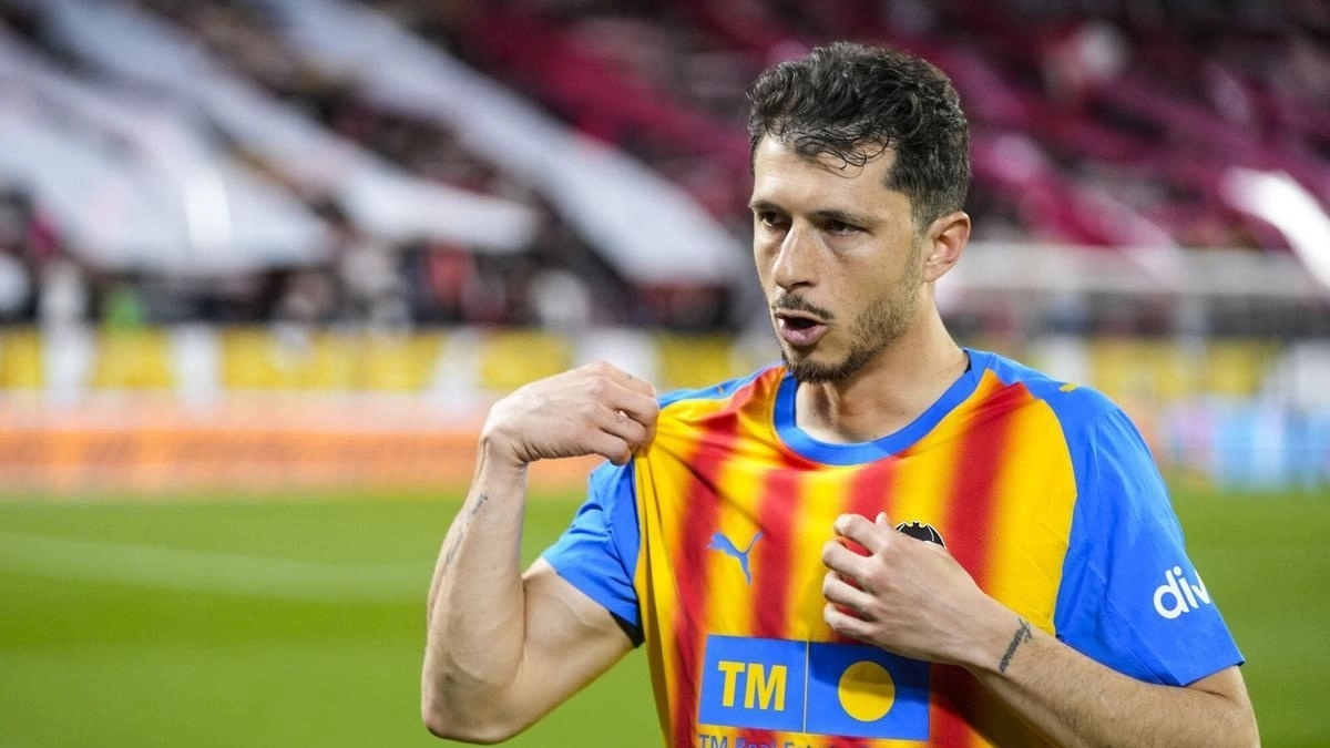 Guido Rodríguez prioriza volver al Betis que seguir en el Valencia / Superdeporte