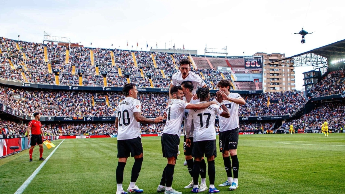 El Valencia tiene problemas con la salida de Danjuma / Eldesmarque