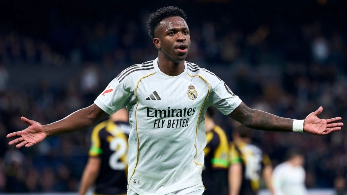 El Real Madrid prepara hasta 7 salidas para hacer sitio a sus fichajes