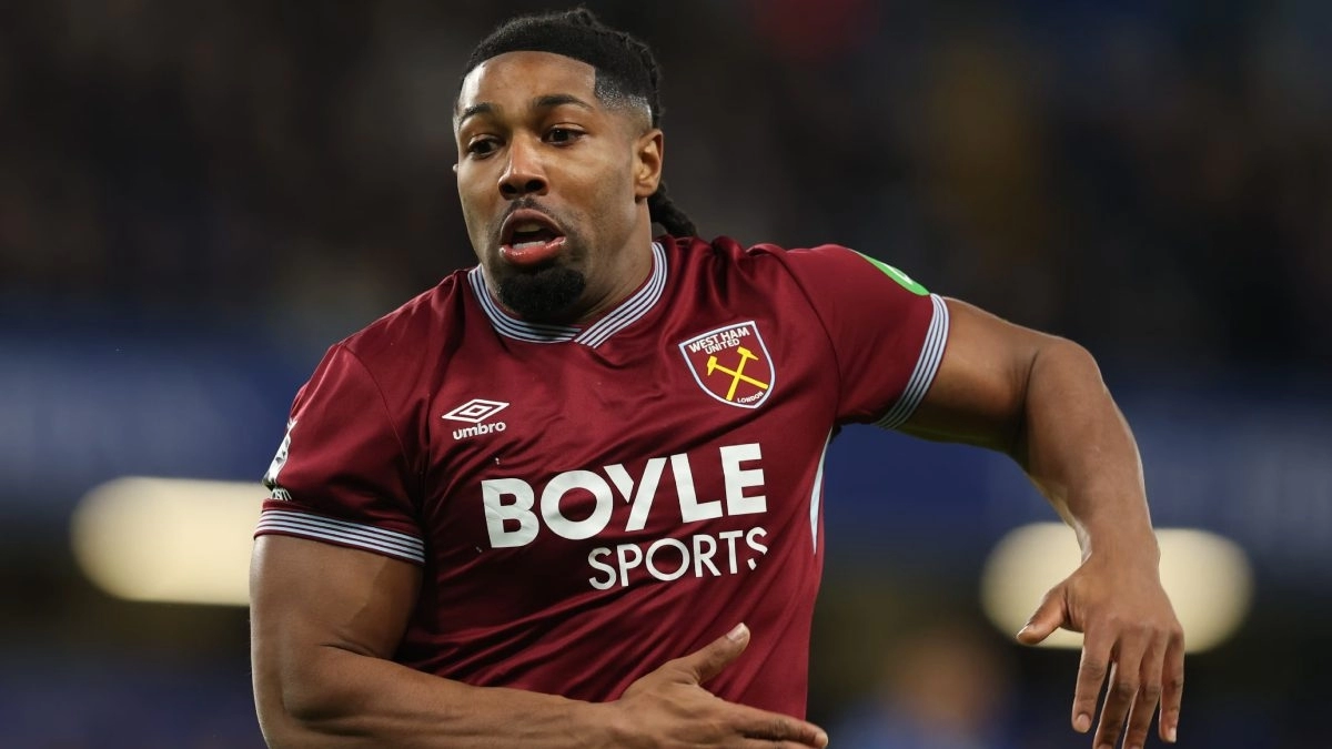 Adama Traoré durante un partido disputado con el West Ham