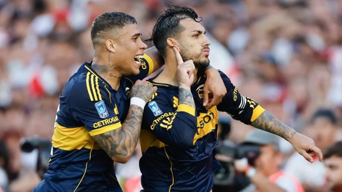 Leandro Paredes celebra un gol anotado con Boca Juniors
