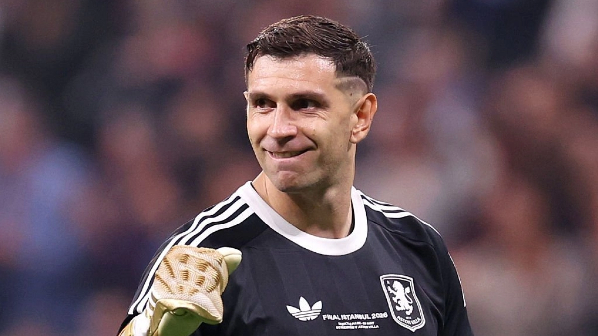 El Aston Villa elige al heredero del Dibu Martínez